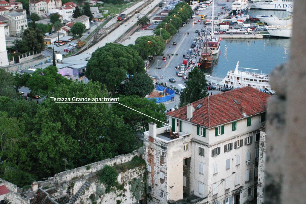 Diocletian Tower - Bella Vista & Palazzo Σπλιτ Εξωτερικό φωτογραφία