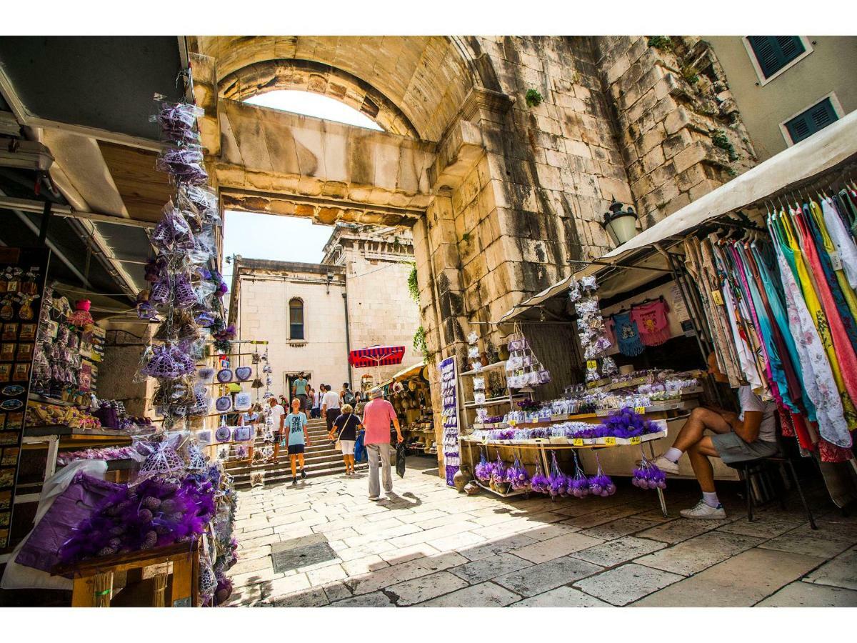 Diocletian Tower - Bella Vista & Palazzo Σπλιτ Εξωτερικό φωτογραφία