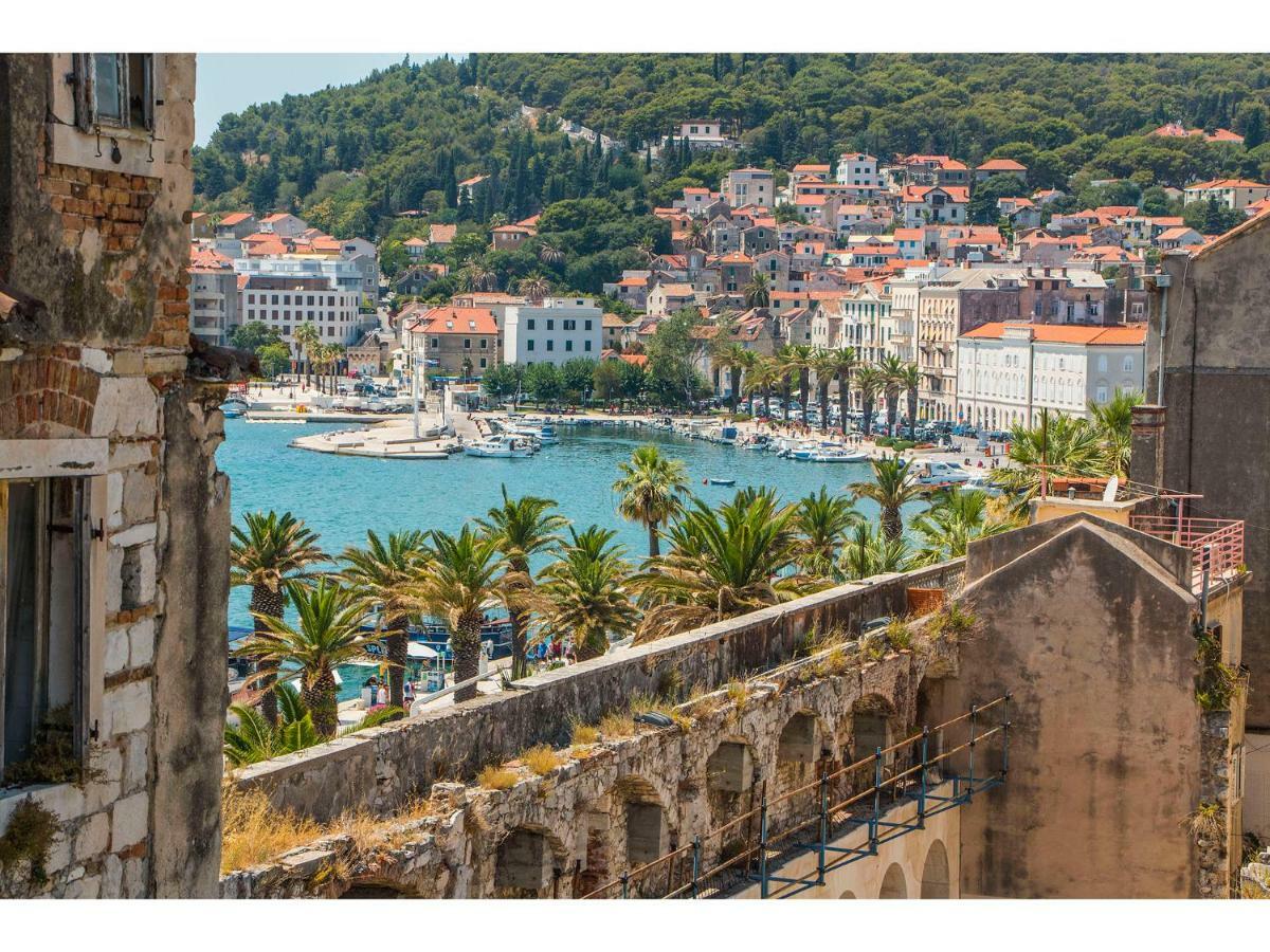 Diocletian Tower - Bella Vista & Palazzo Σπλιτ Εξωτερικό φωτογραφία